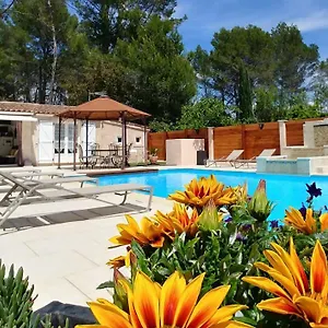 Chez Isabelle Et Guy Couette-café Trans-en-Provence